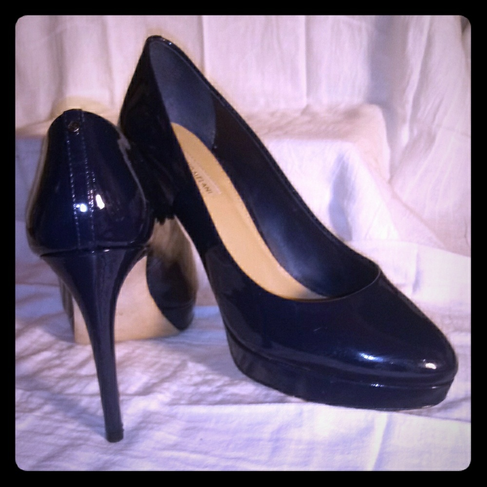 Antonio Melani Patent ink blue Pumps